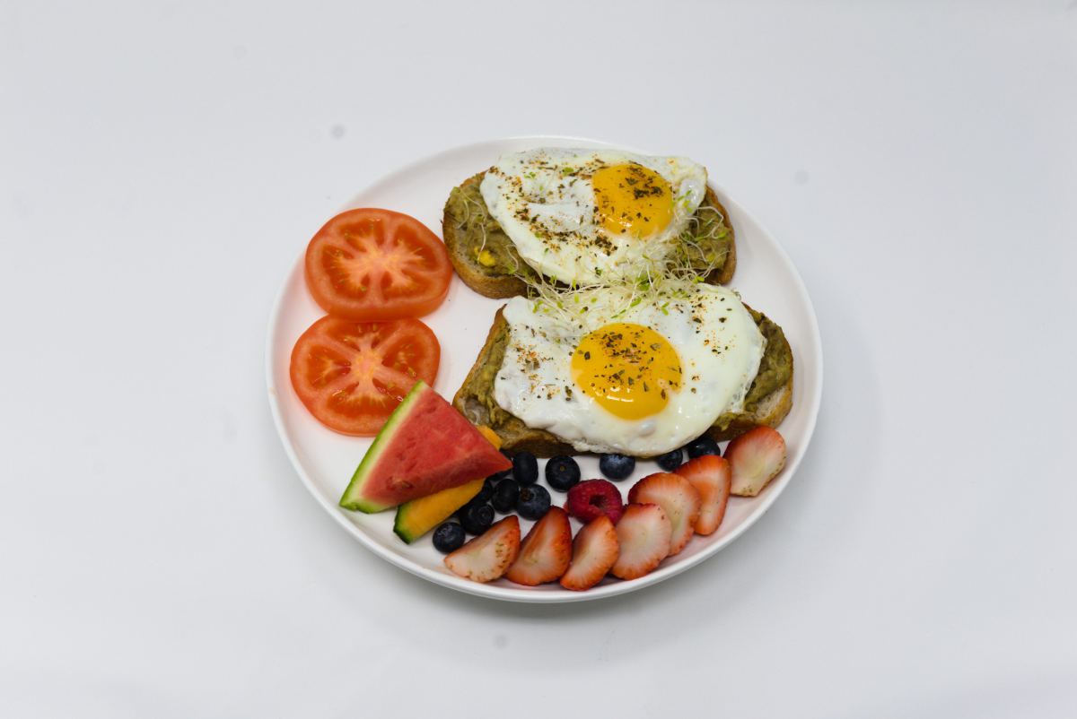 Assiette Avocat et Oeufs